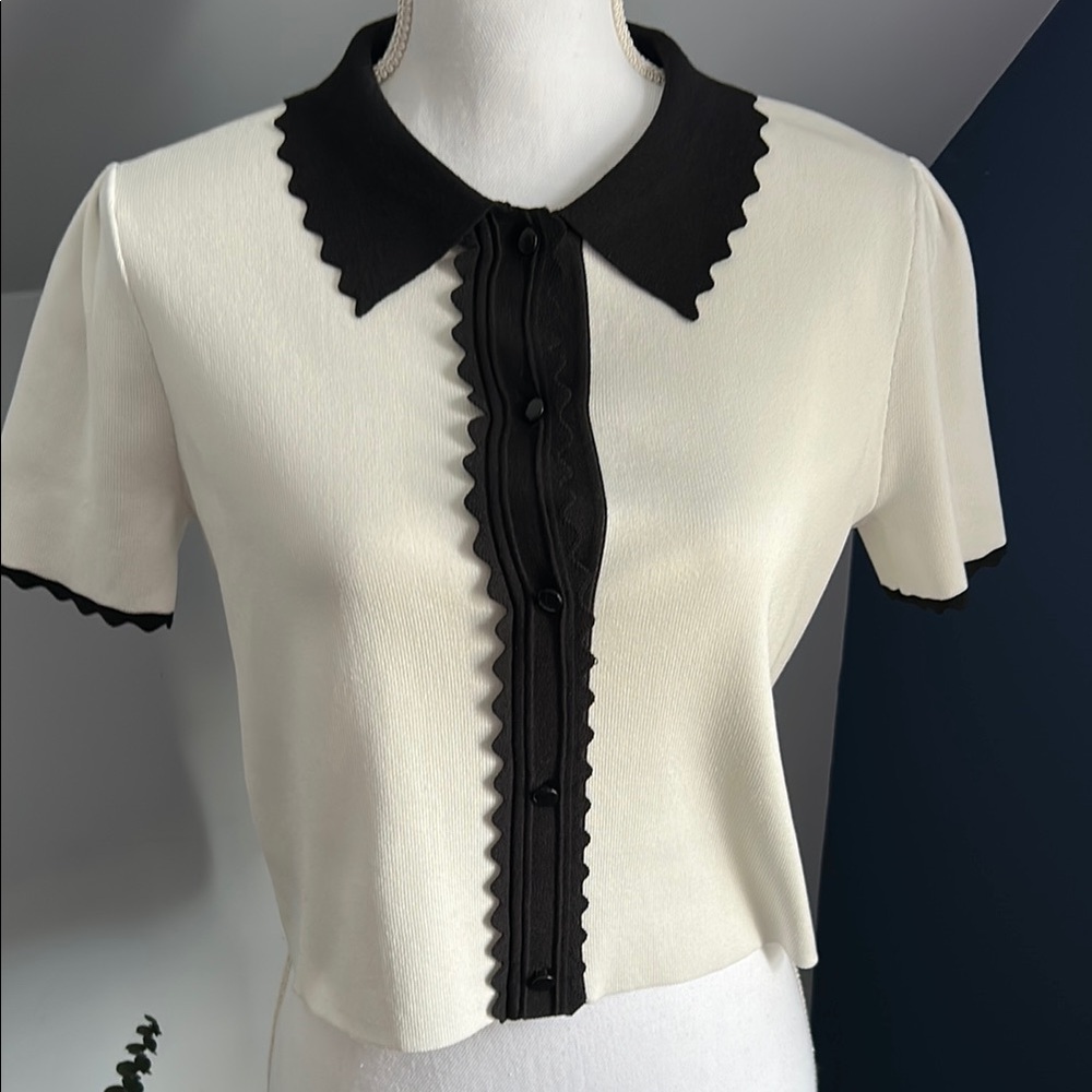 Black and Cream Women's Top